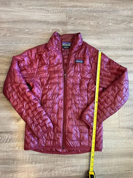 Patagonia Women’s Small Maroon Quilted Lightweight Jacket - Picture 5 of 6